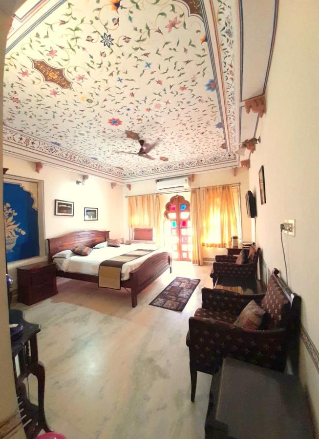 Super Deluxe Double Room