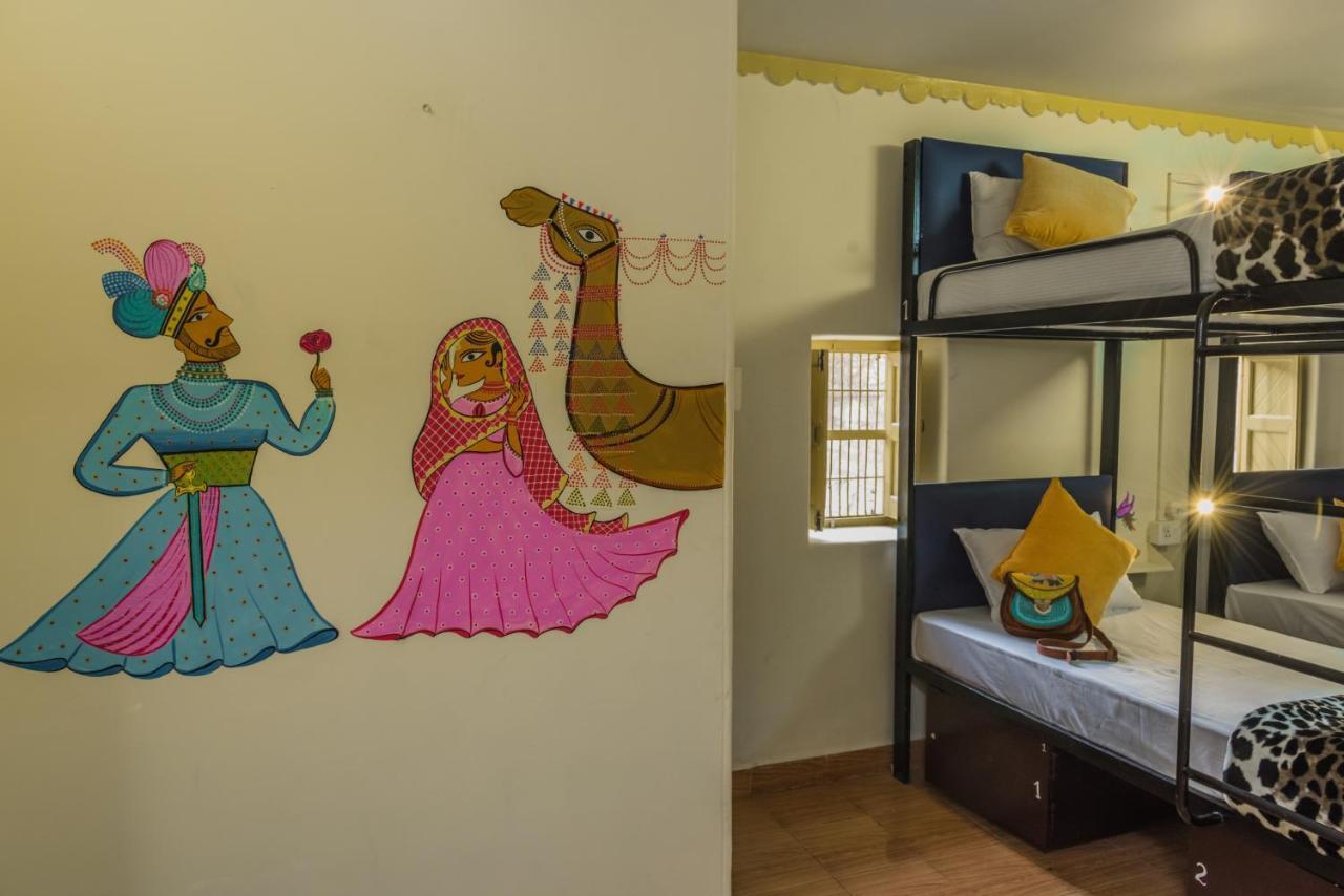 Bed 6-Bed Female Dormitory Room