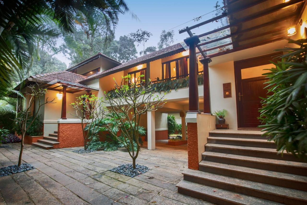 Premium Suite Evening Hi-Tea Complimentary