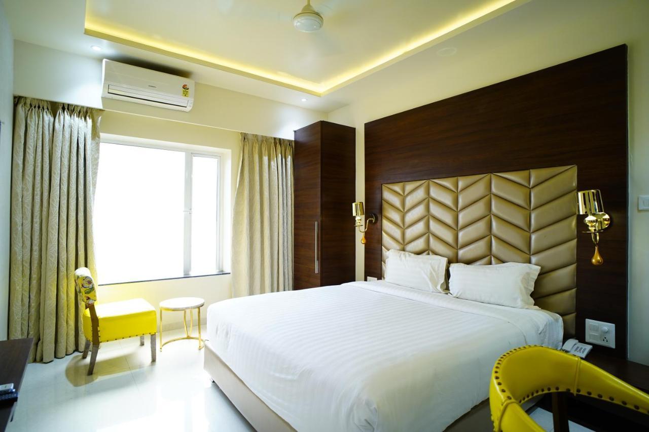 Standard Double Room,1115965185:JPEG
