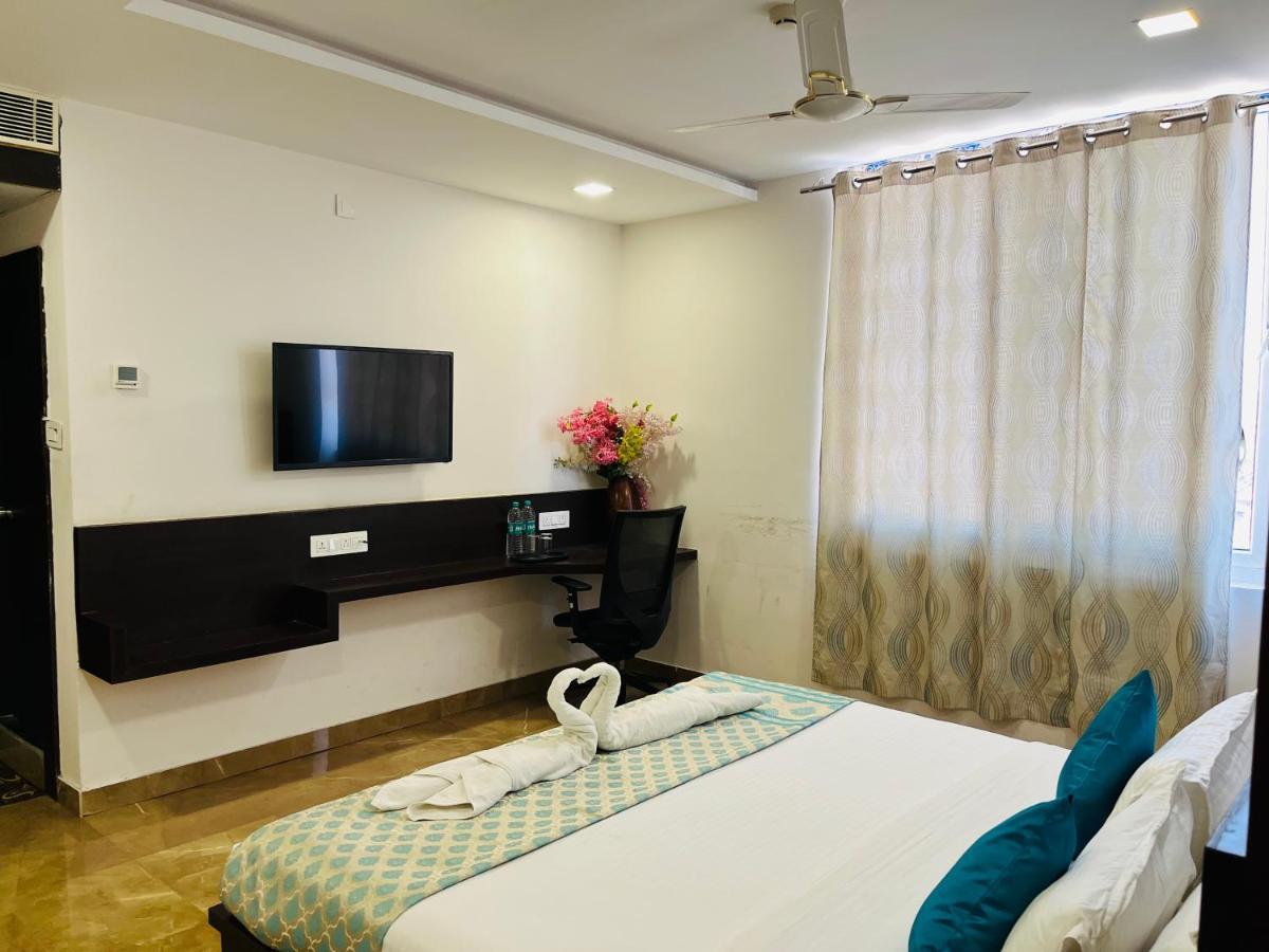 Deluxe Room,1535258755:JPEG
