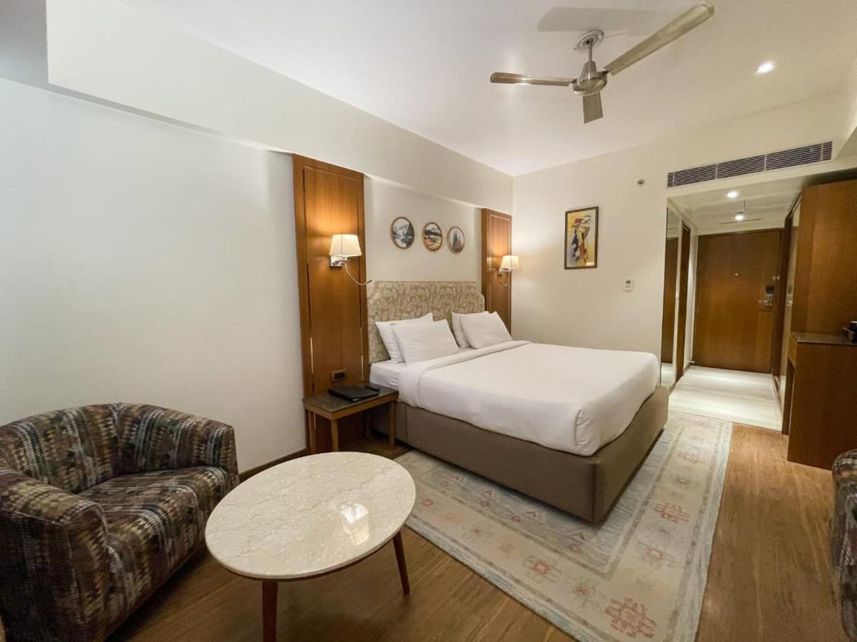Executive Room,1300707469:JPEG