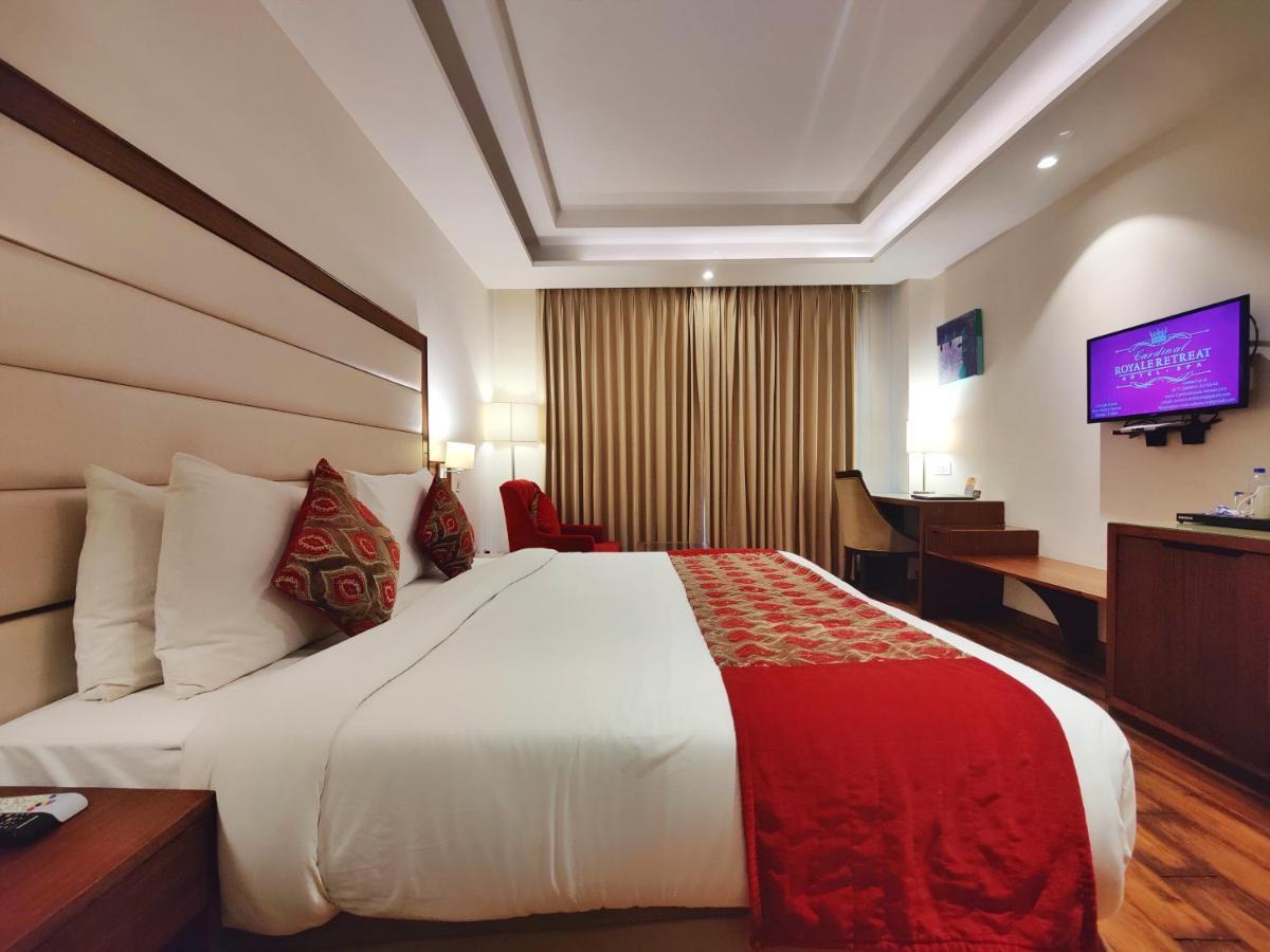 Deluxe King Room