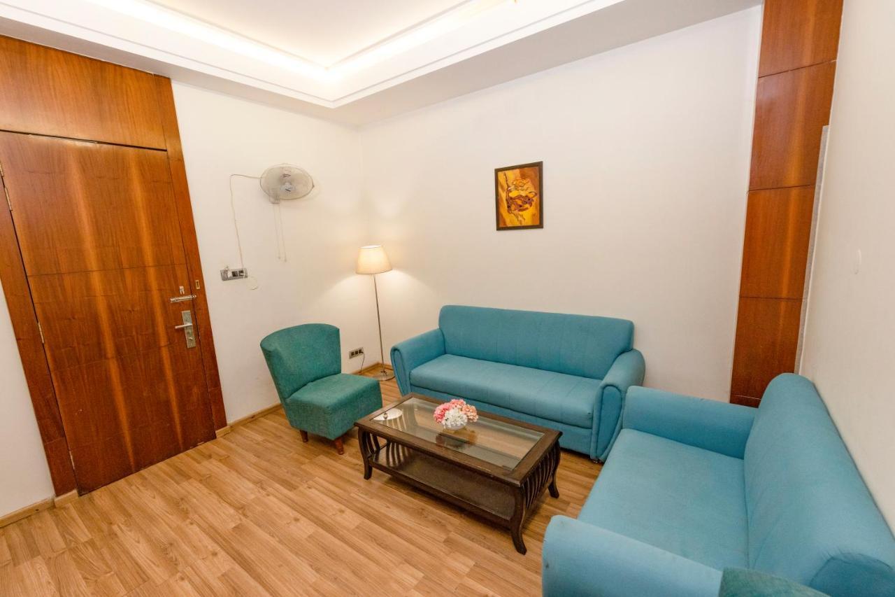 Superior King Suite