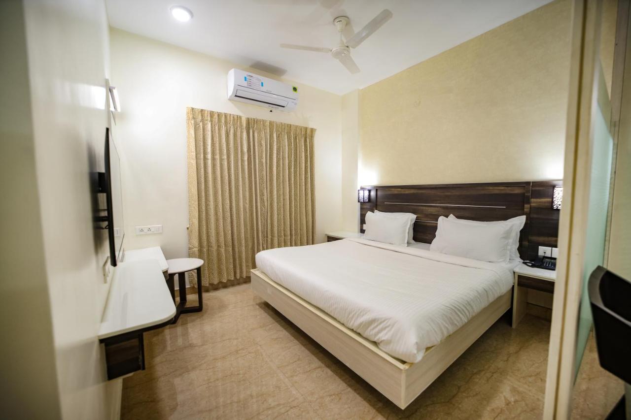 Standard Double Room,1466477690:JPEG