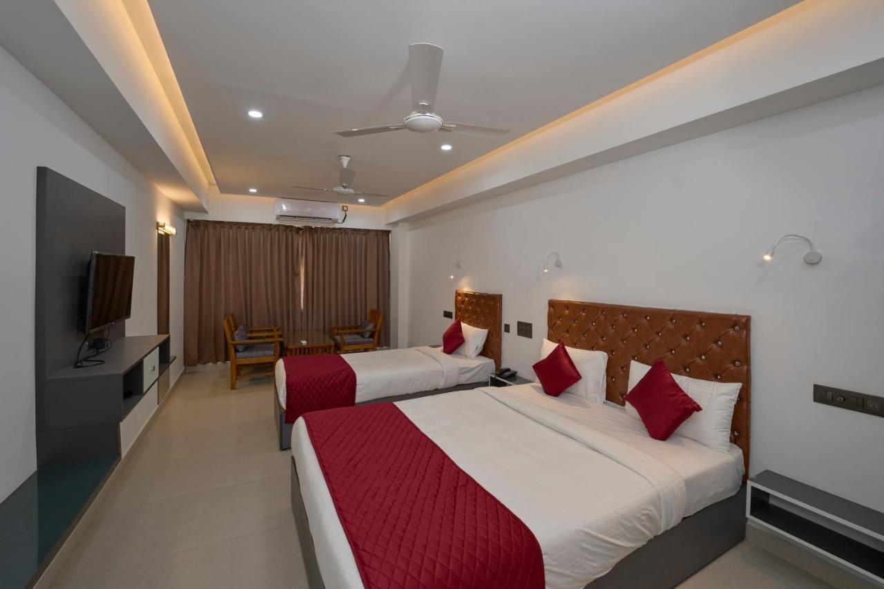 Deluxe Triple Room