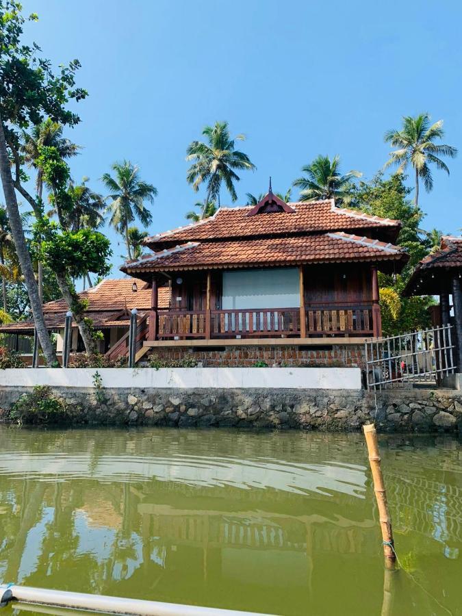 Double Room with Lake View