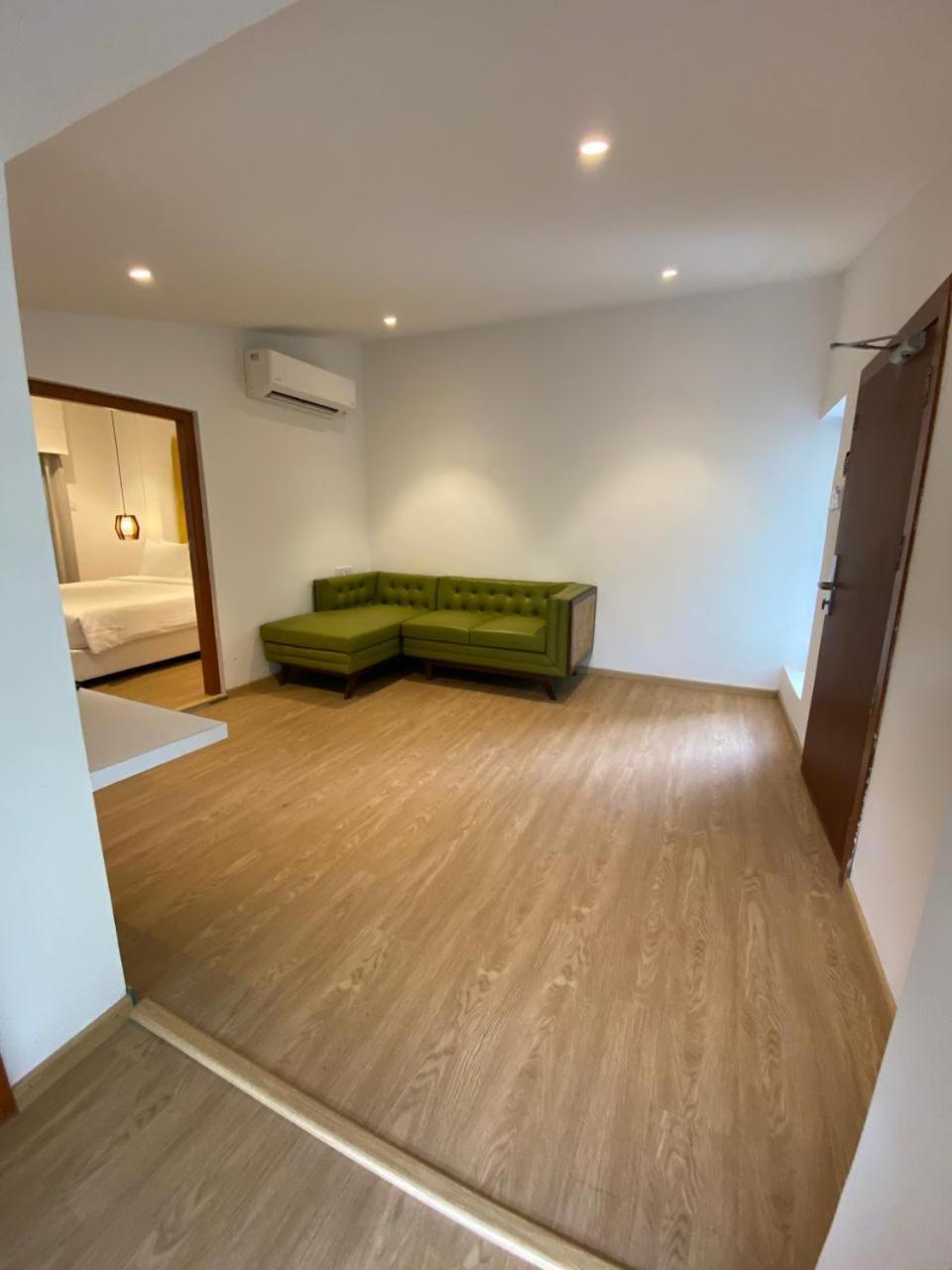 Villa with Private Pool,1504504735:JPEG