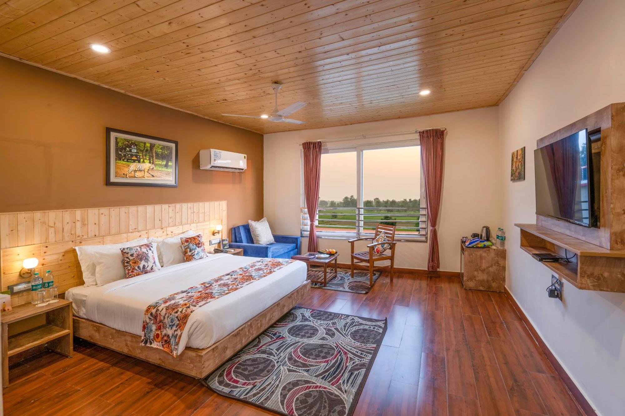 King Room,1540215916:JPEG