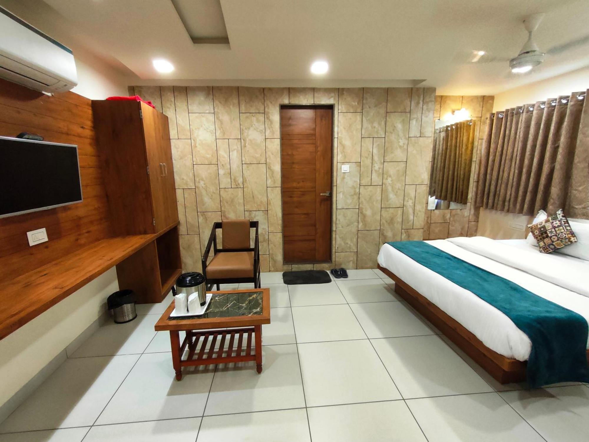 Executive Triple Room