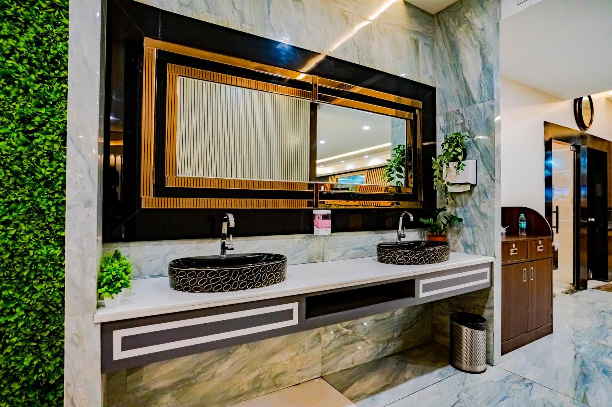 Executive Pod Open Bed