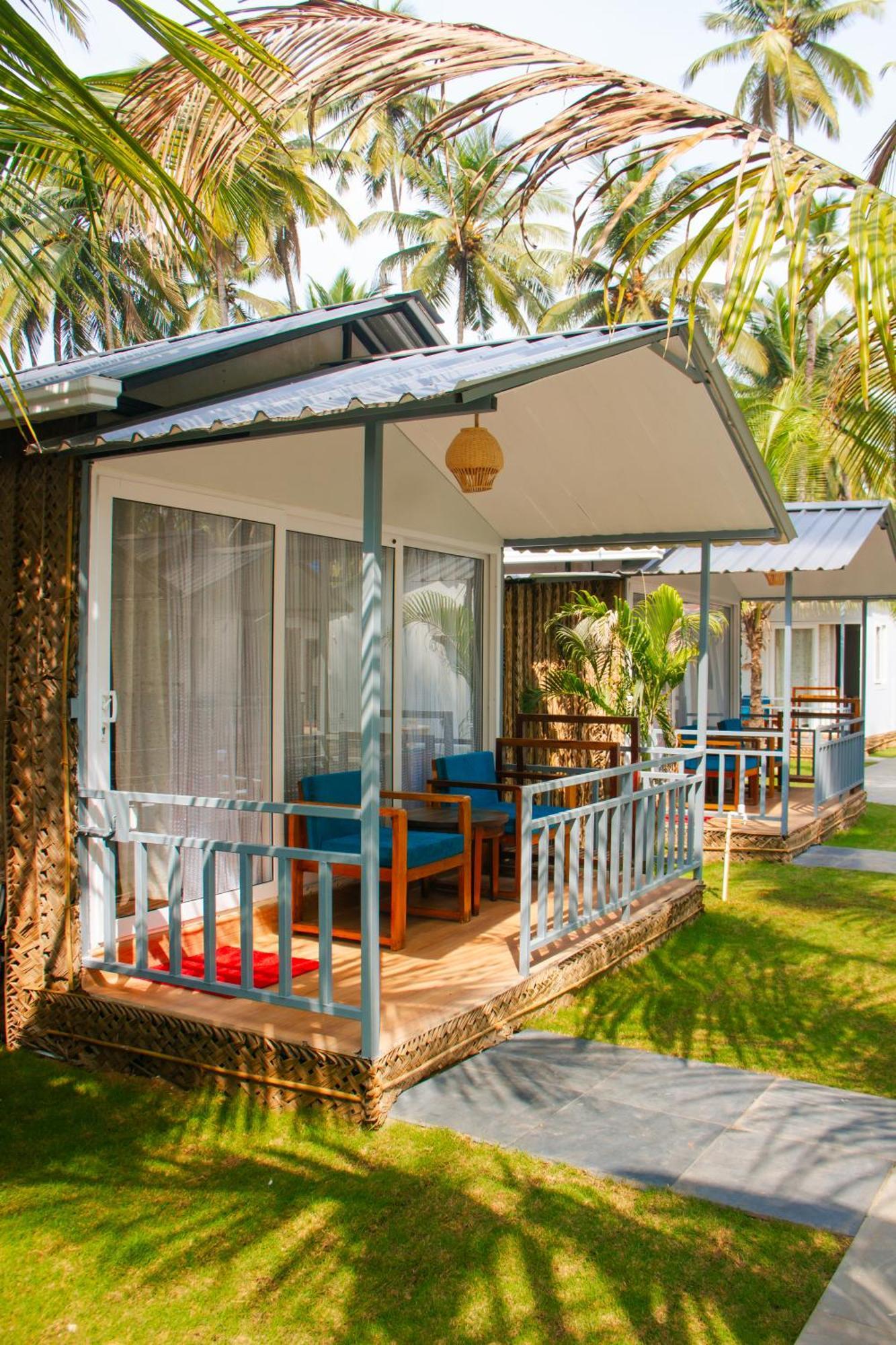 Deluxe Double Room Side Sea View