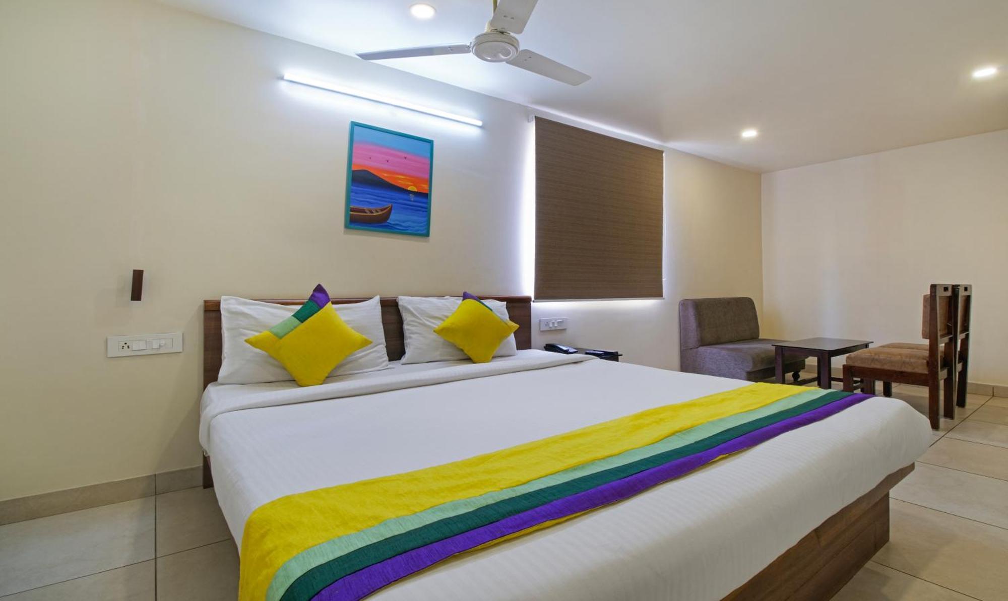 [Sanitized] Deluxe Double Room