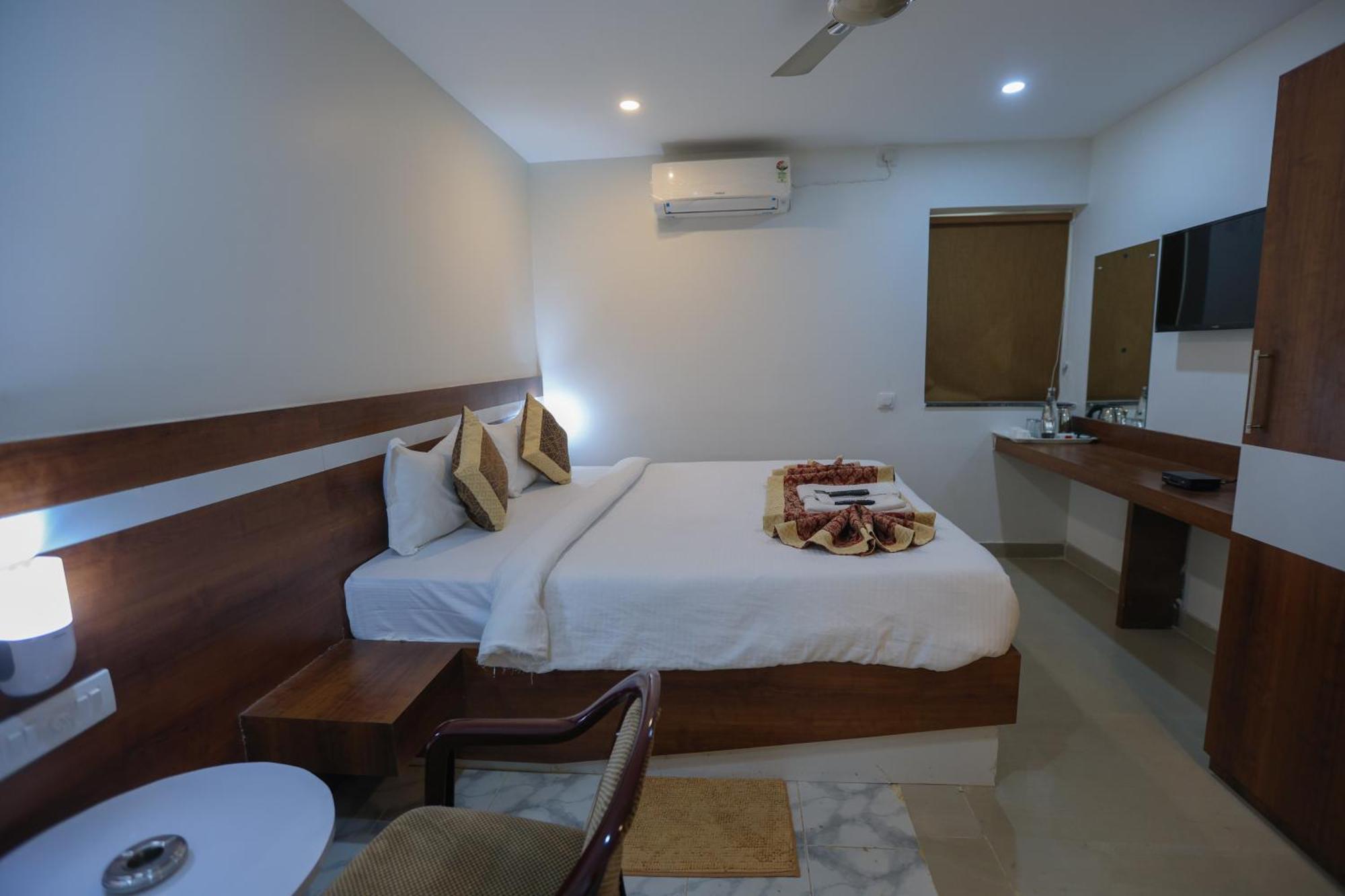 Superior King Room