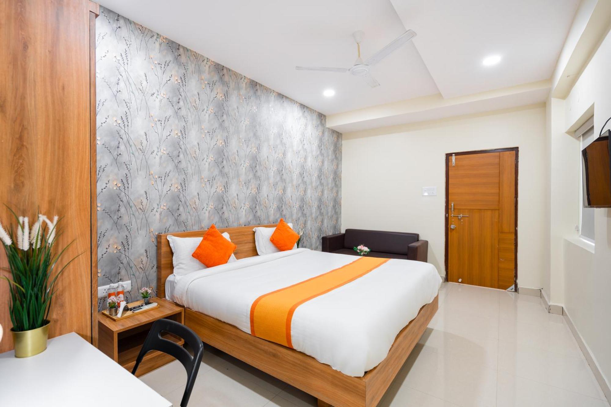 Superior King Room