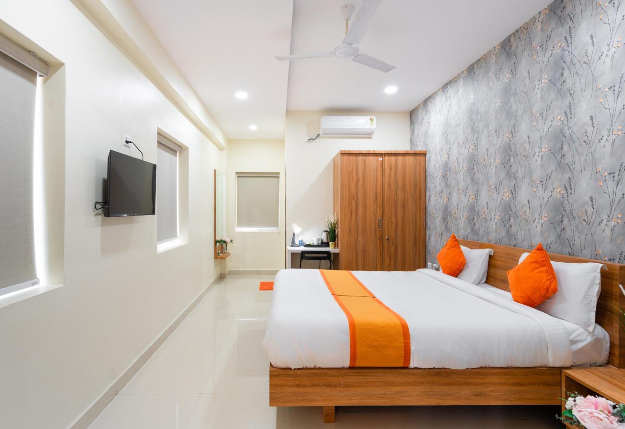Superior King Room