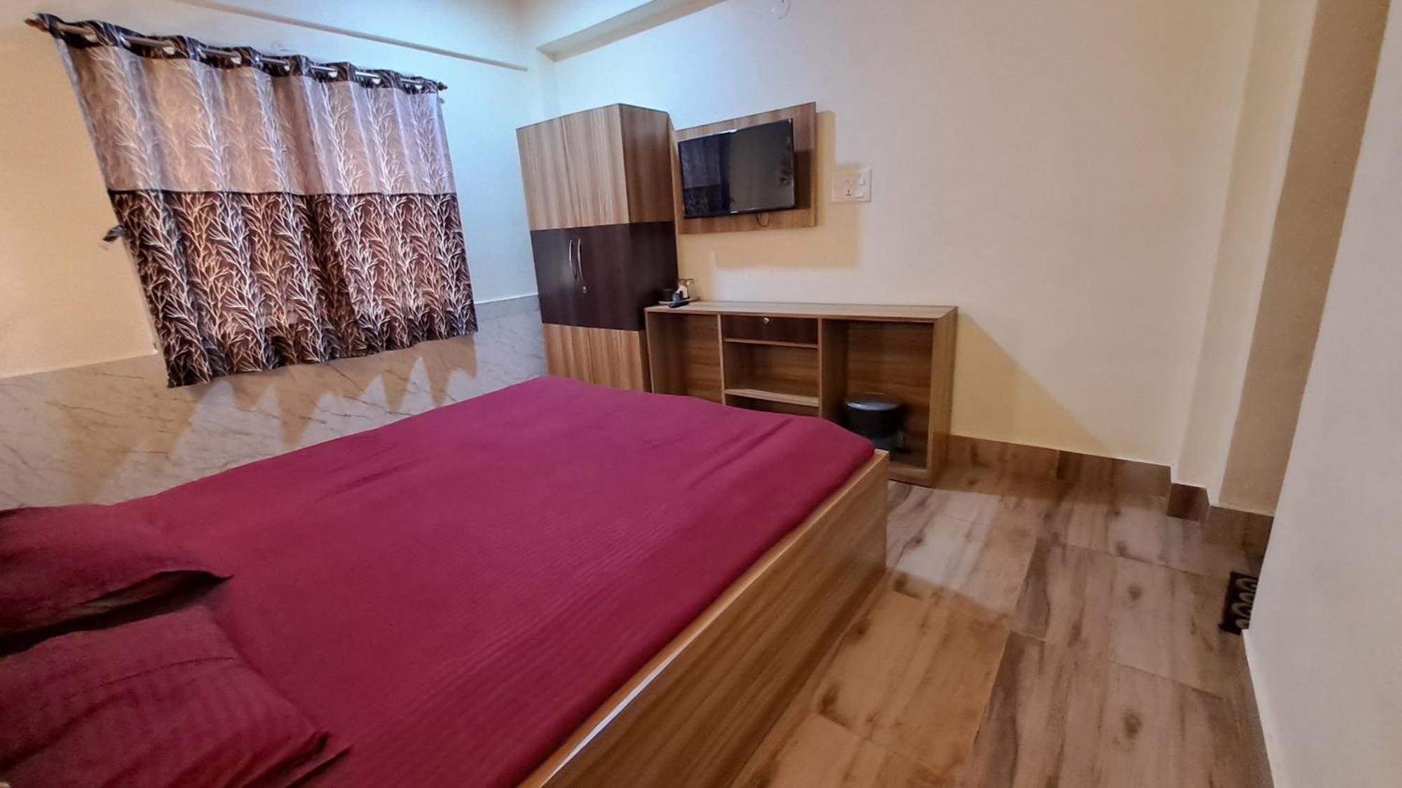 Double Room Private Bathroom