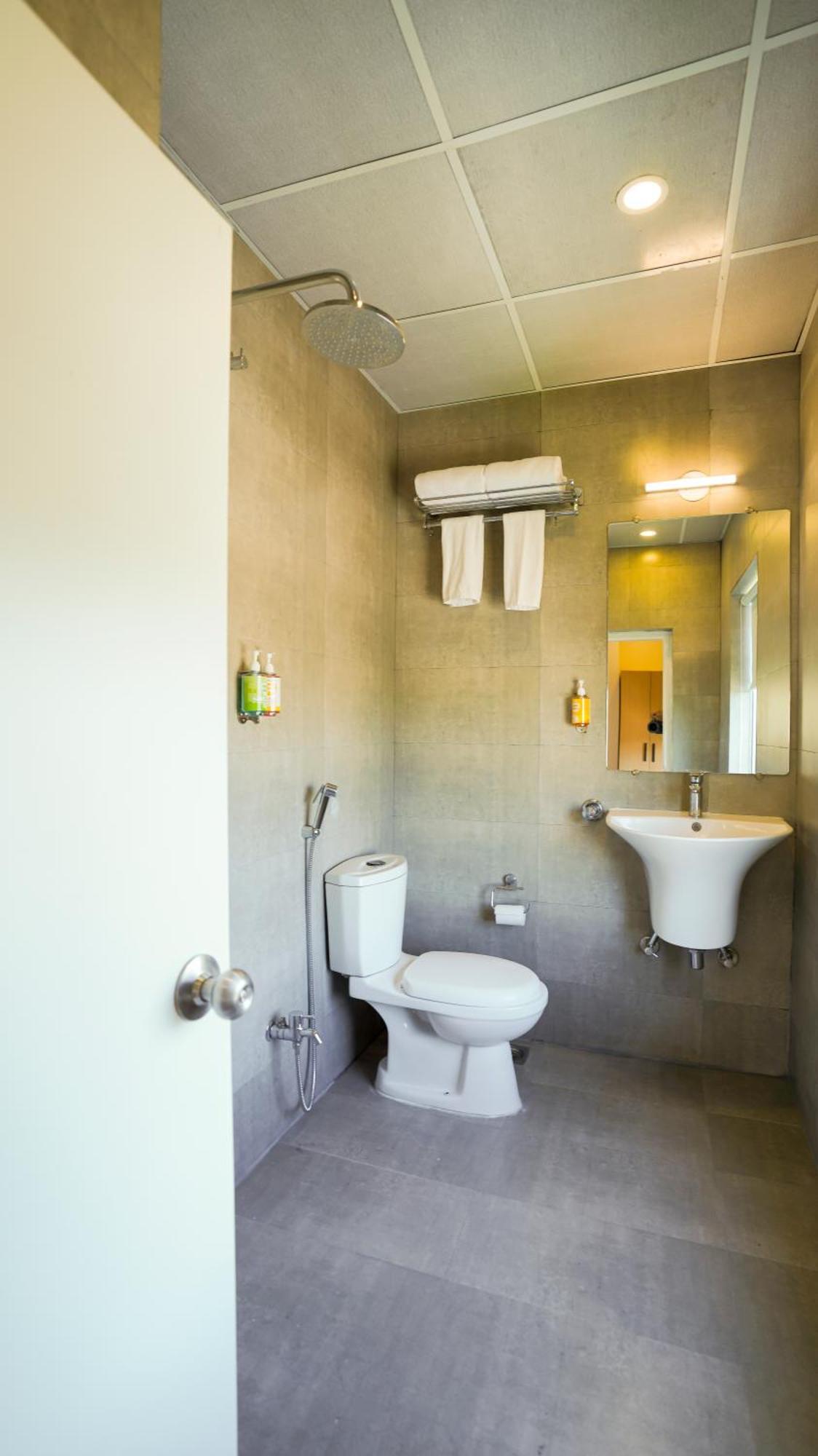 Standard King Room