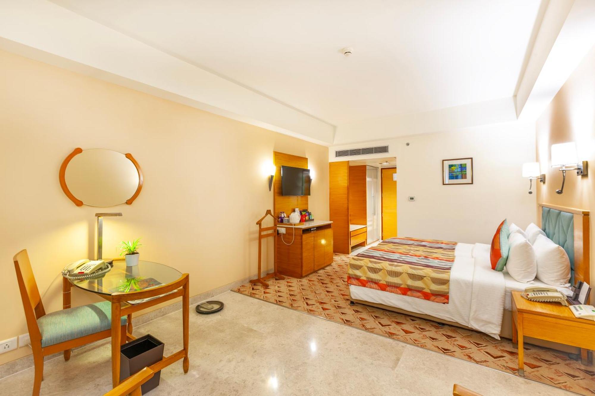 Executive Queen Room with Two Queen Beds,1607664453:JPEG