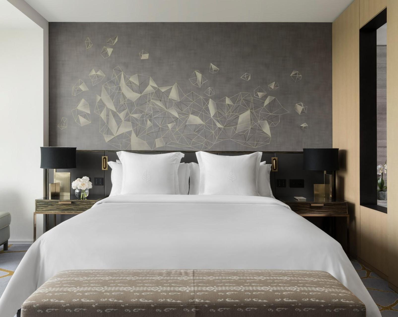 Premier Room King