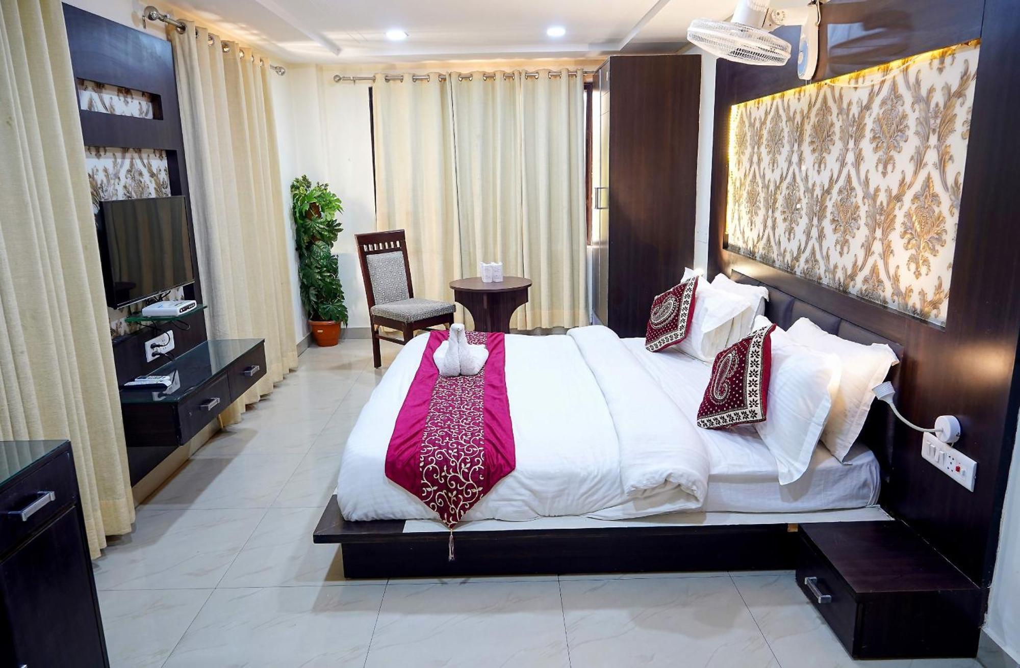 Budget Single Room,1628685607:JPEG
