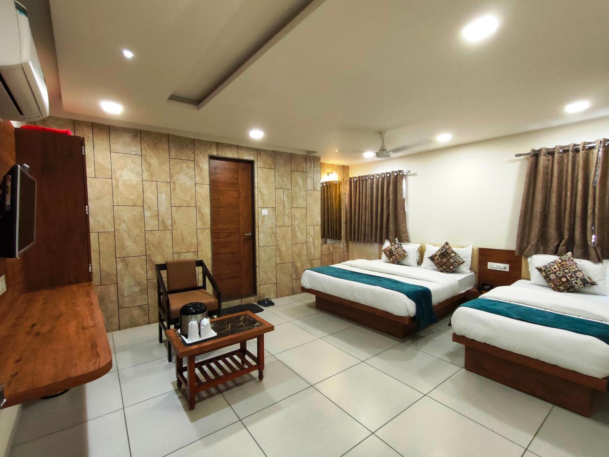 Executive Triple Room