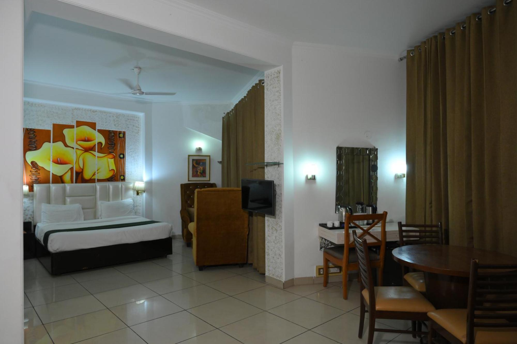 Superior Family Room