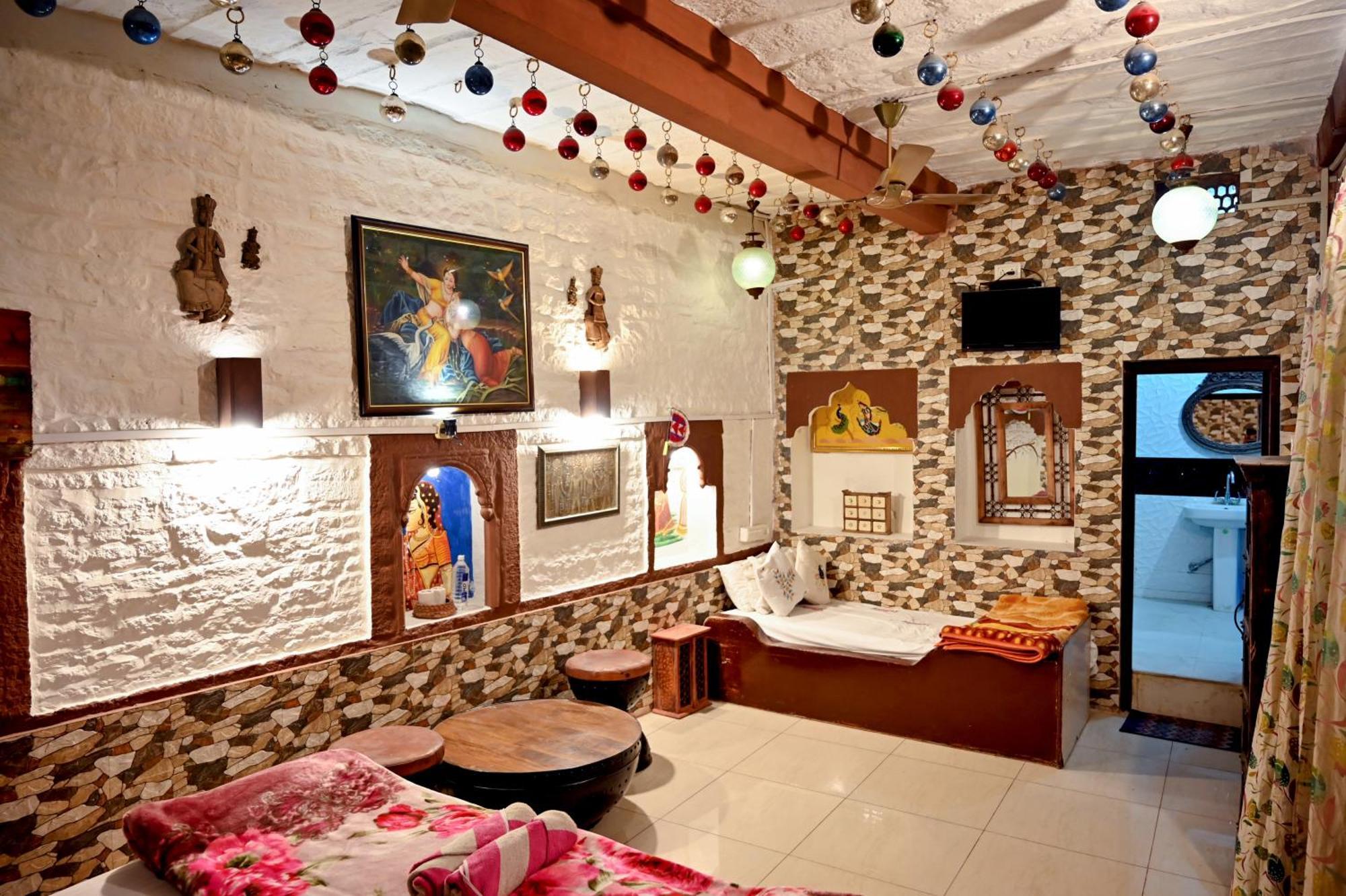 Large Suite