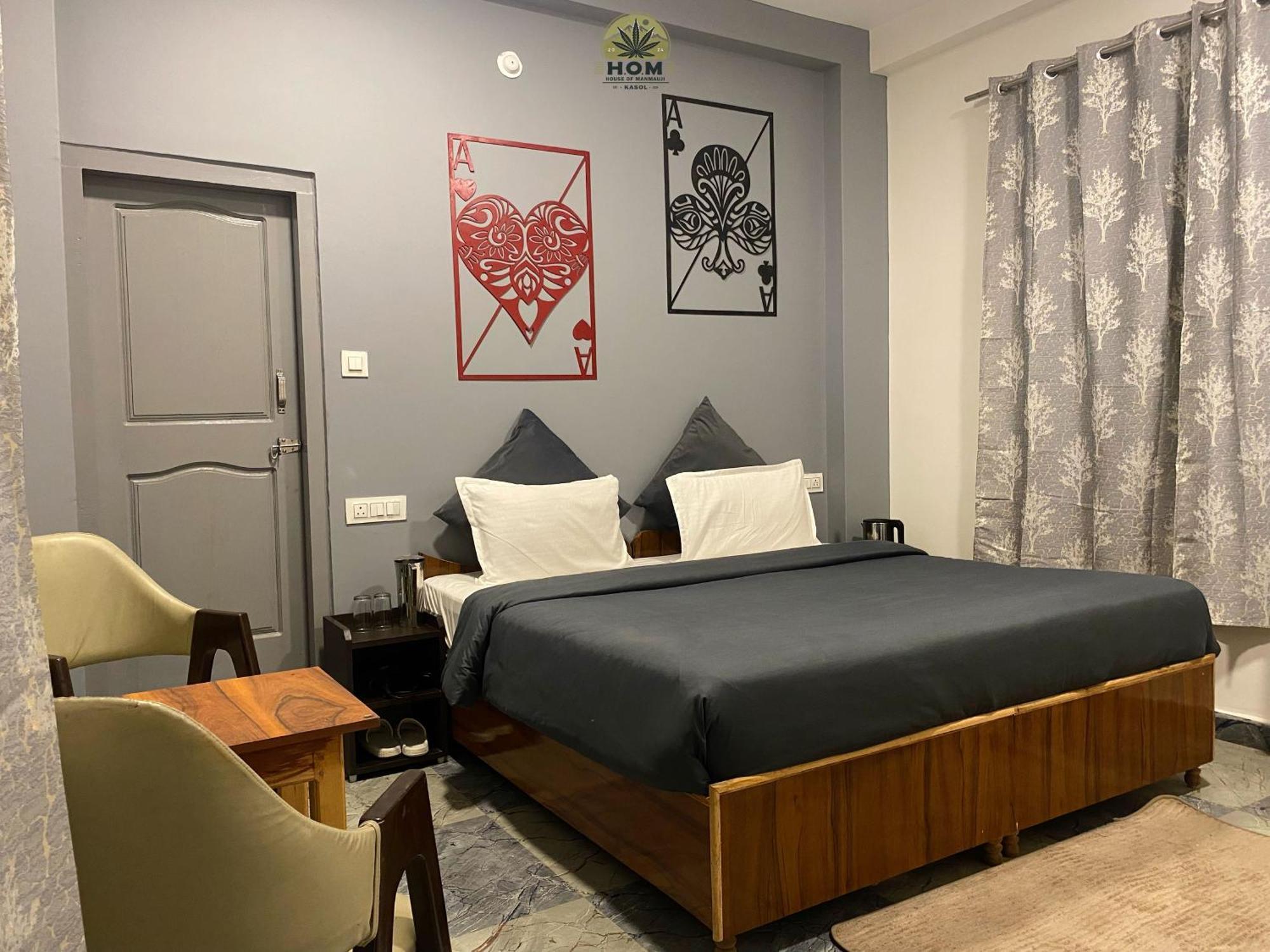 Superior King Room,1669310862:JPEG