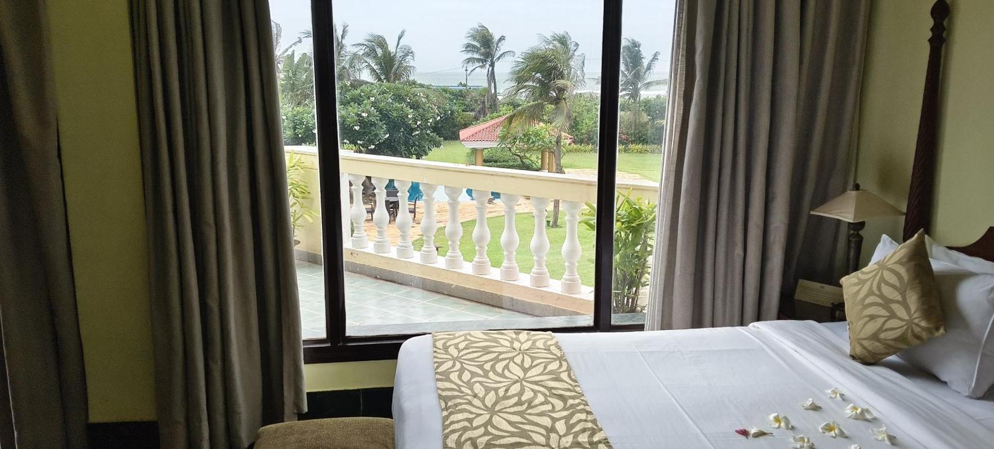 Deluxe Suite Sea View on Spa & Laundry service