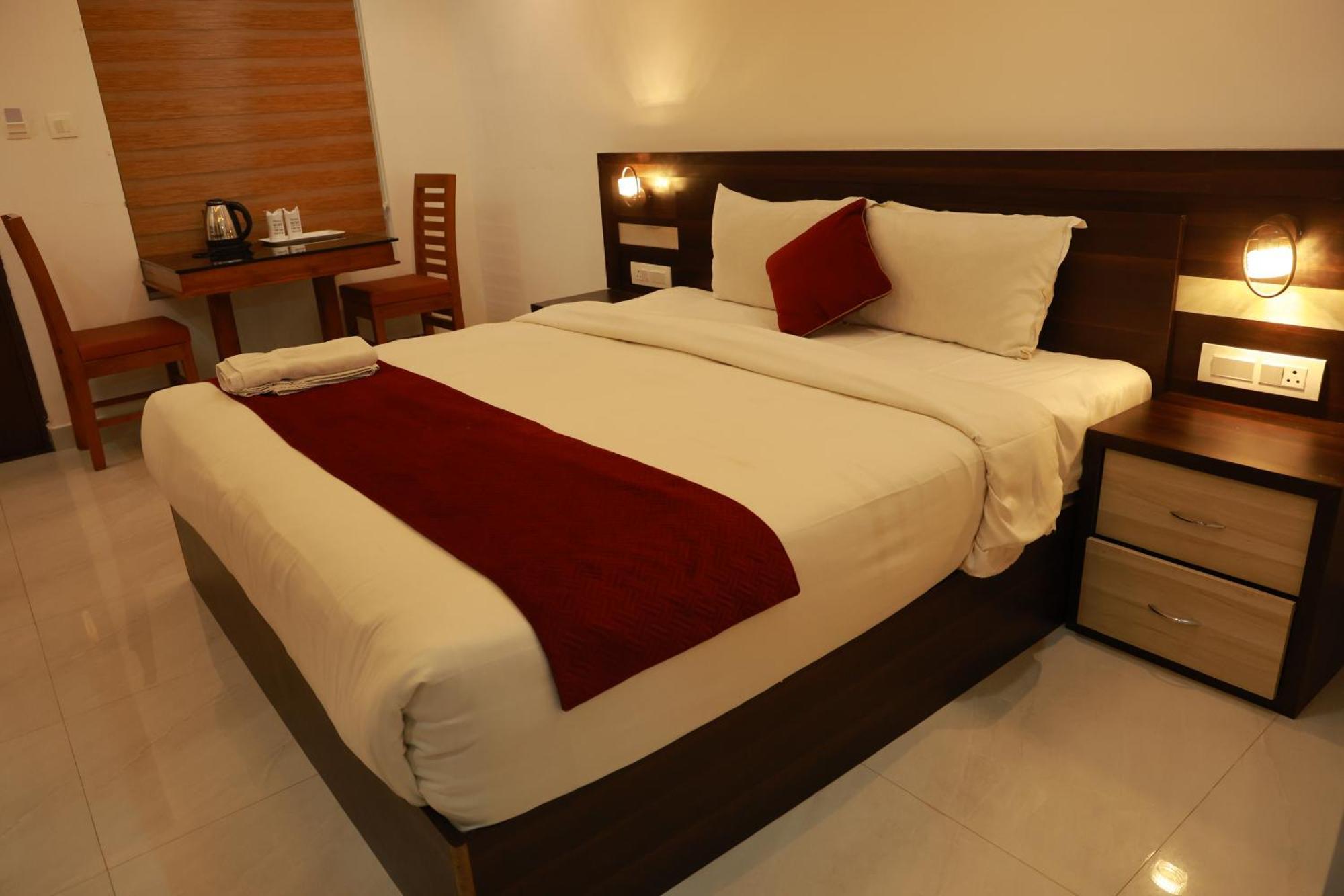 Deluxe King Room