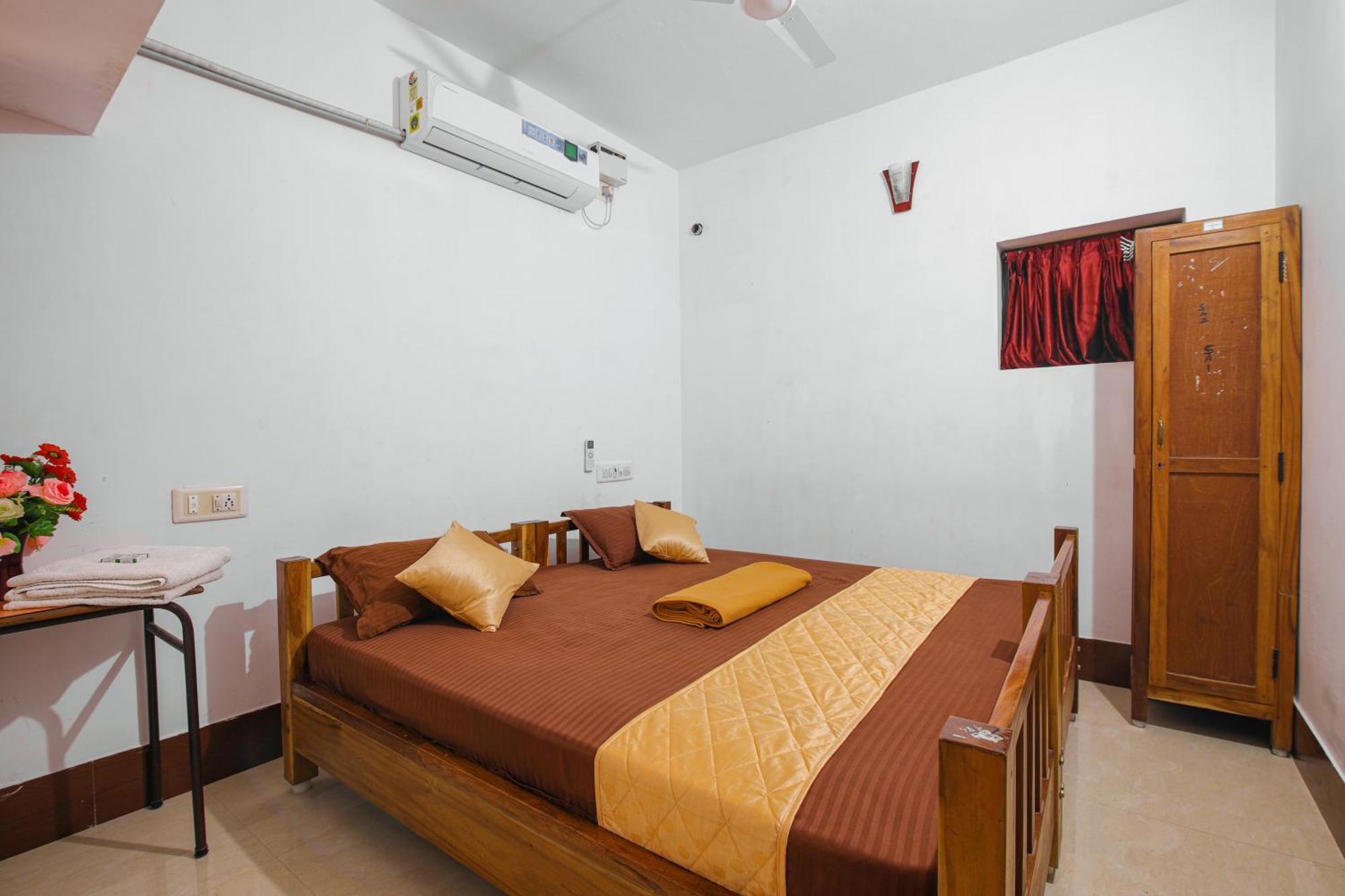 Deluxe King Suite