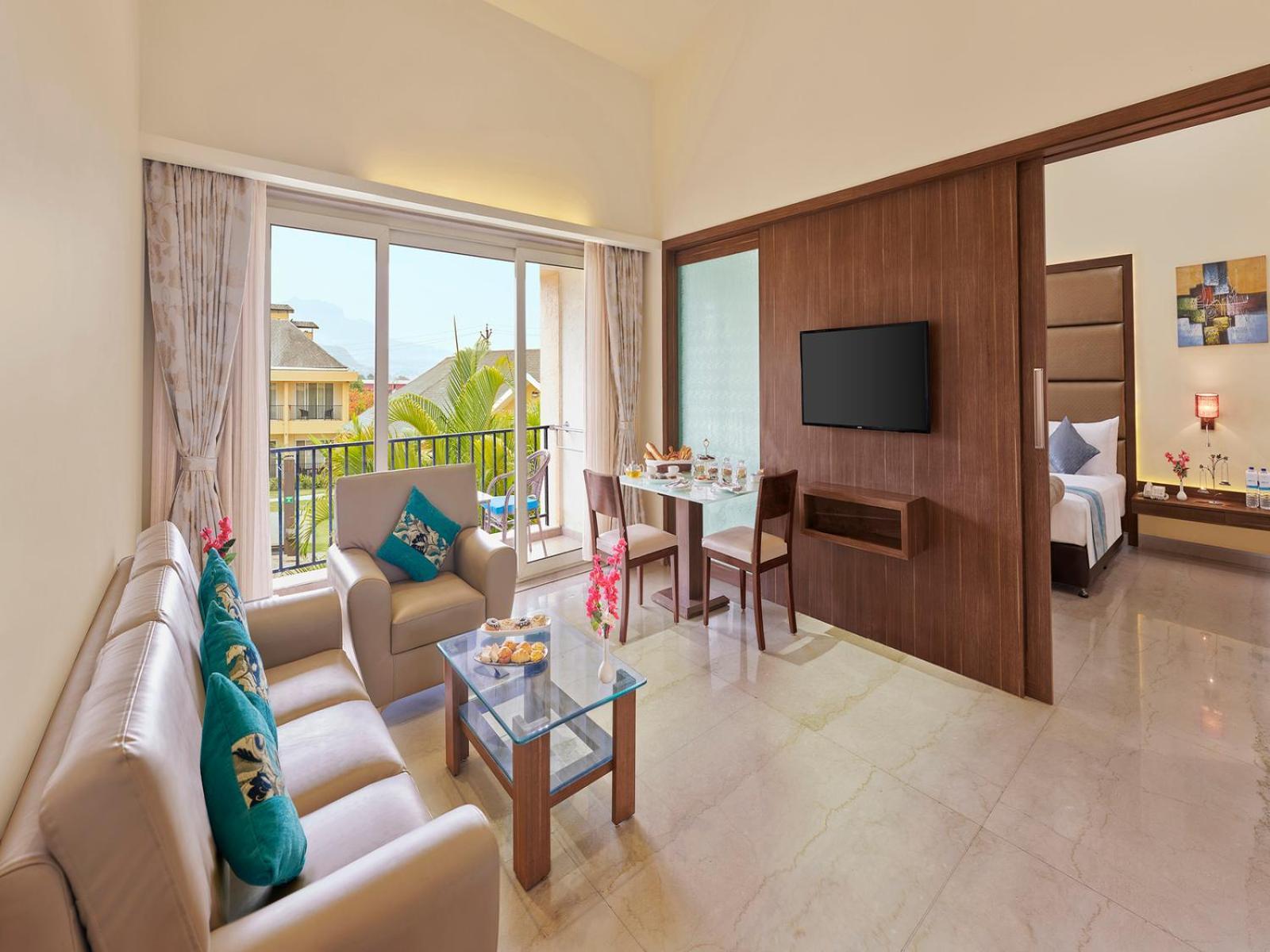 Junior Suite with Balcony,1604789309:JPEG