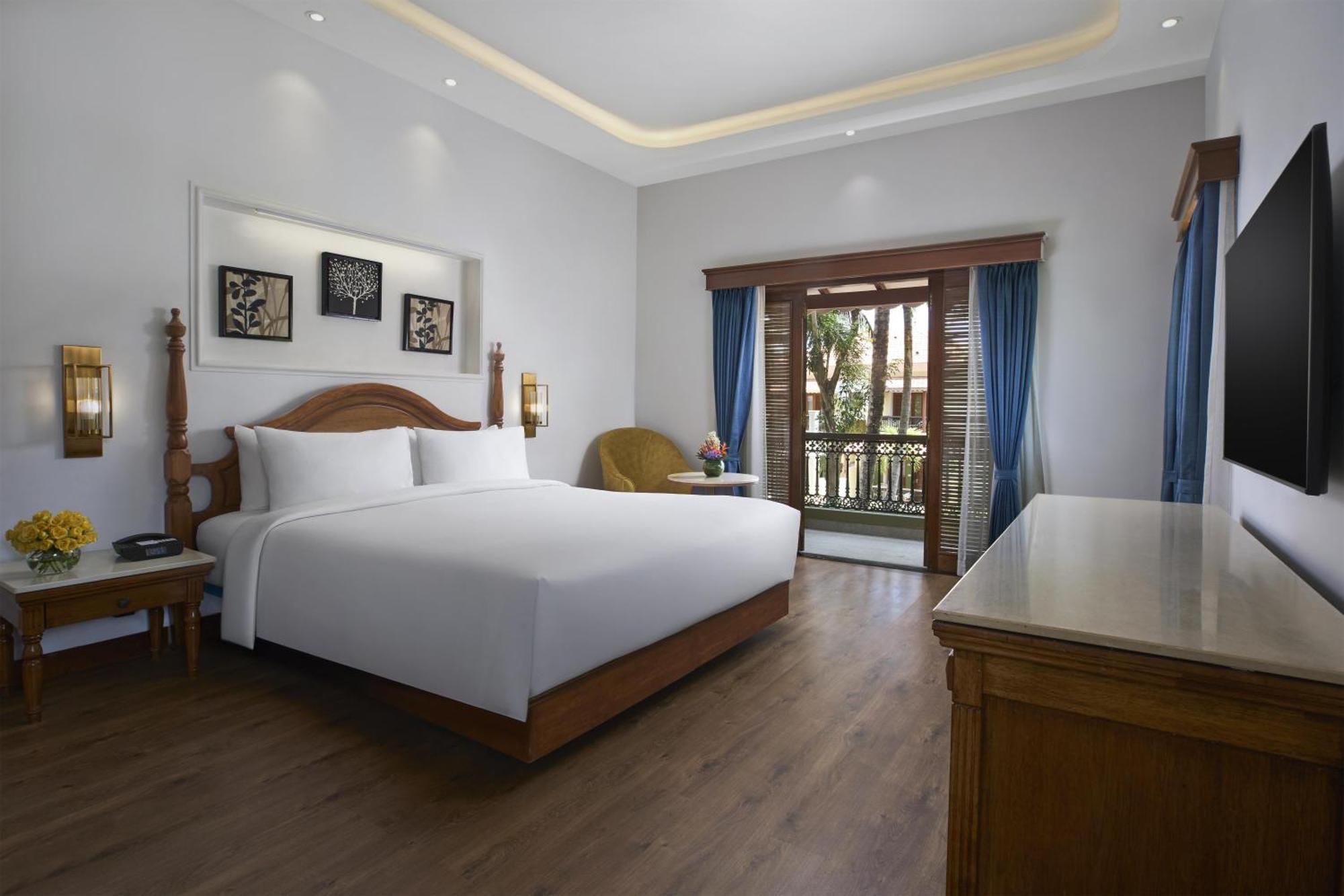 Radisson Suite Balcony Bathtub Living room & Garden view of Food & Beverages SPA 1 Goan Bottle INR 500 Hotel Credit spend of INR 5000 Early Check upto 2 hours subject