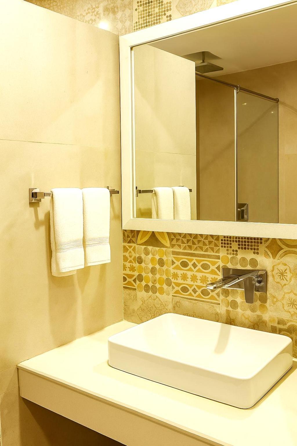 Deluxe Room,1722947827:JPEG