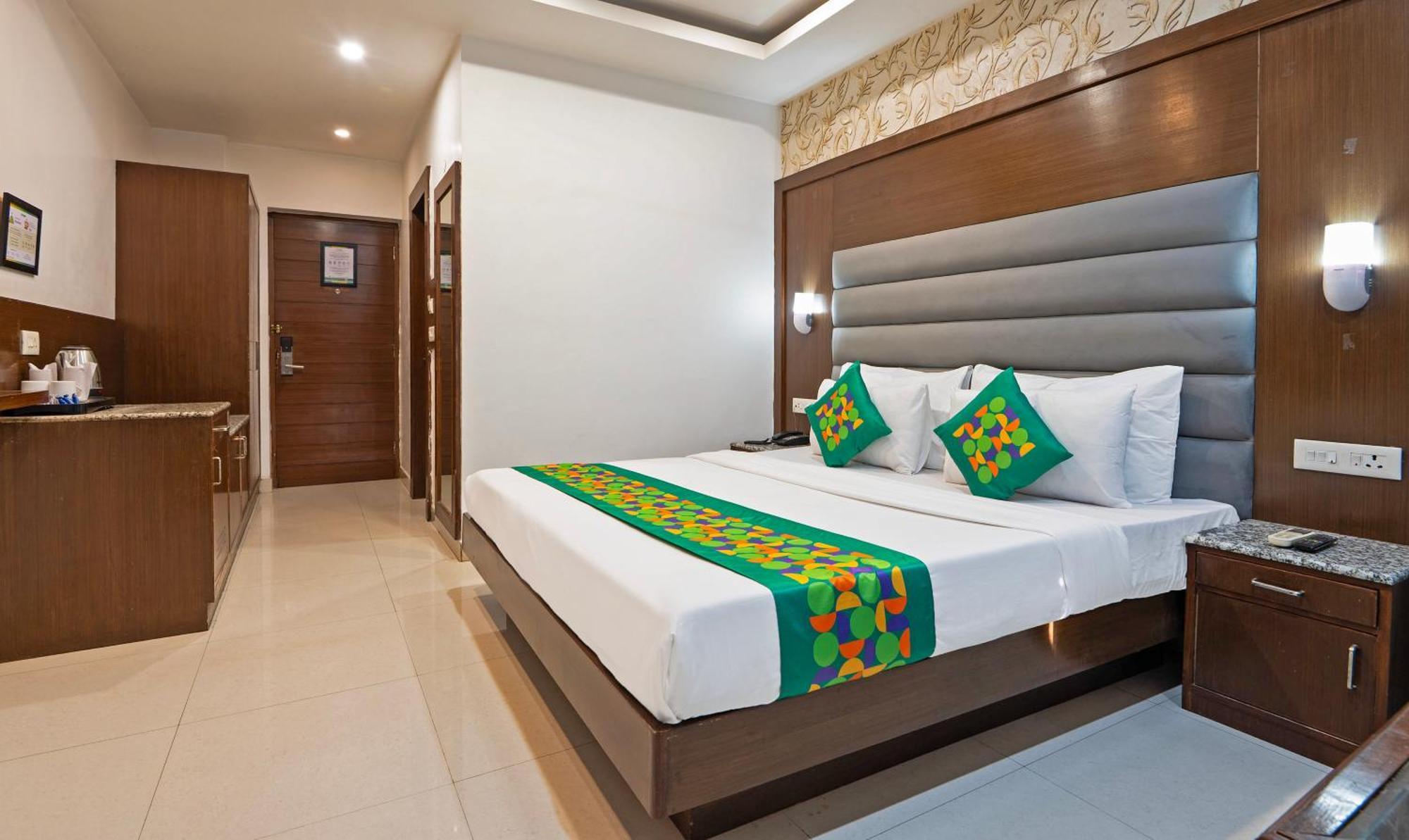 Deluxe Room Balcony