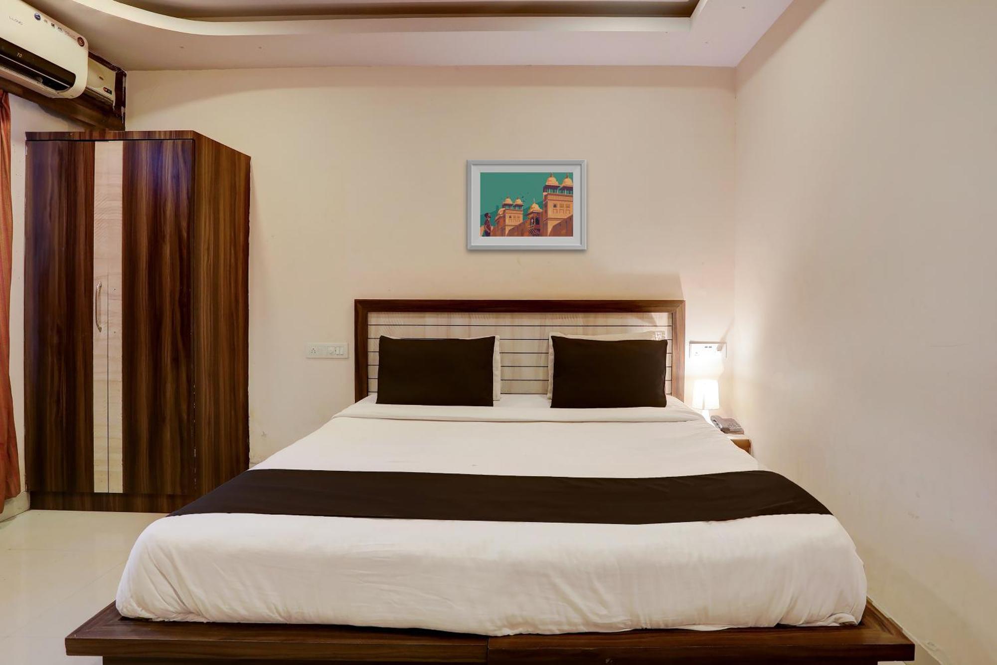 Small Single Room