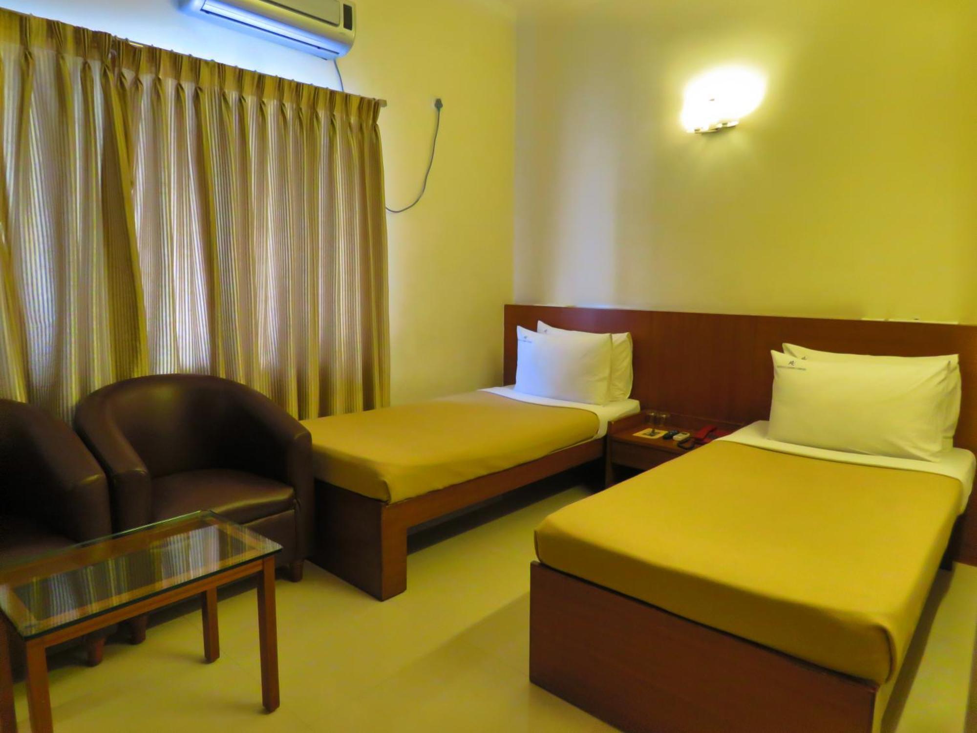 Deluxe Queen Room