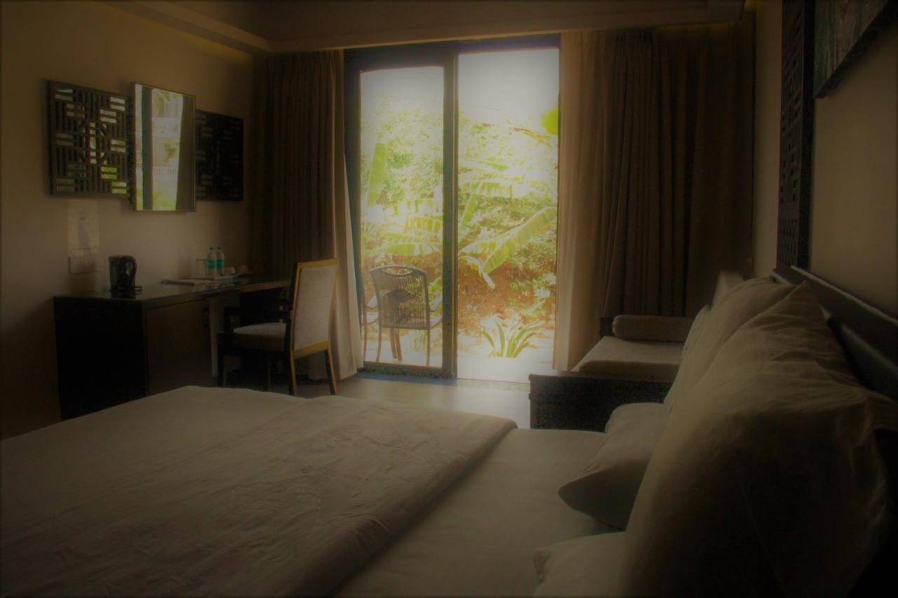 Premium Luxury Room Pool View,1085260927:JPEG