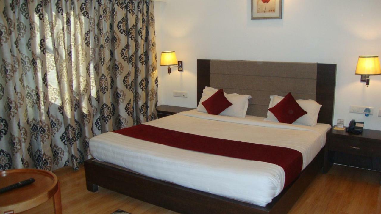 Standard Double Room,777040861:JPEG
