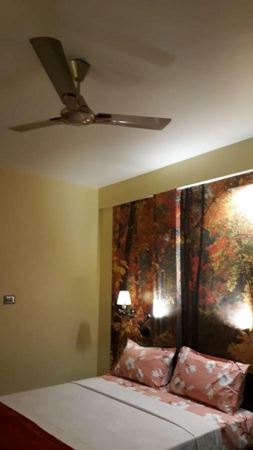 Deluxe Queen Suite