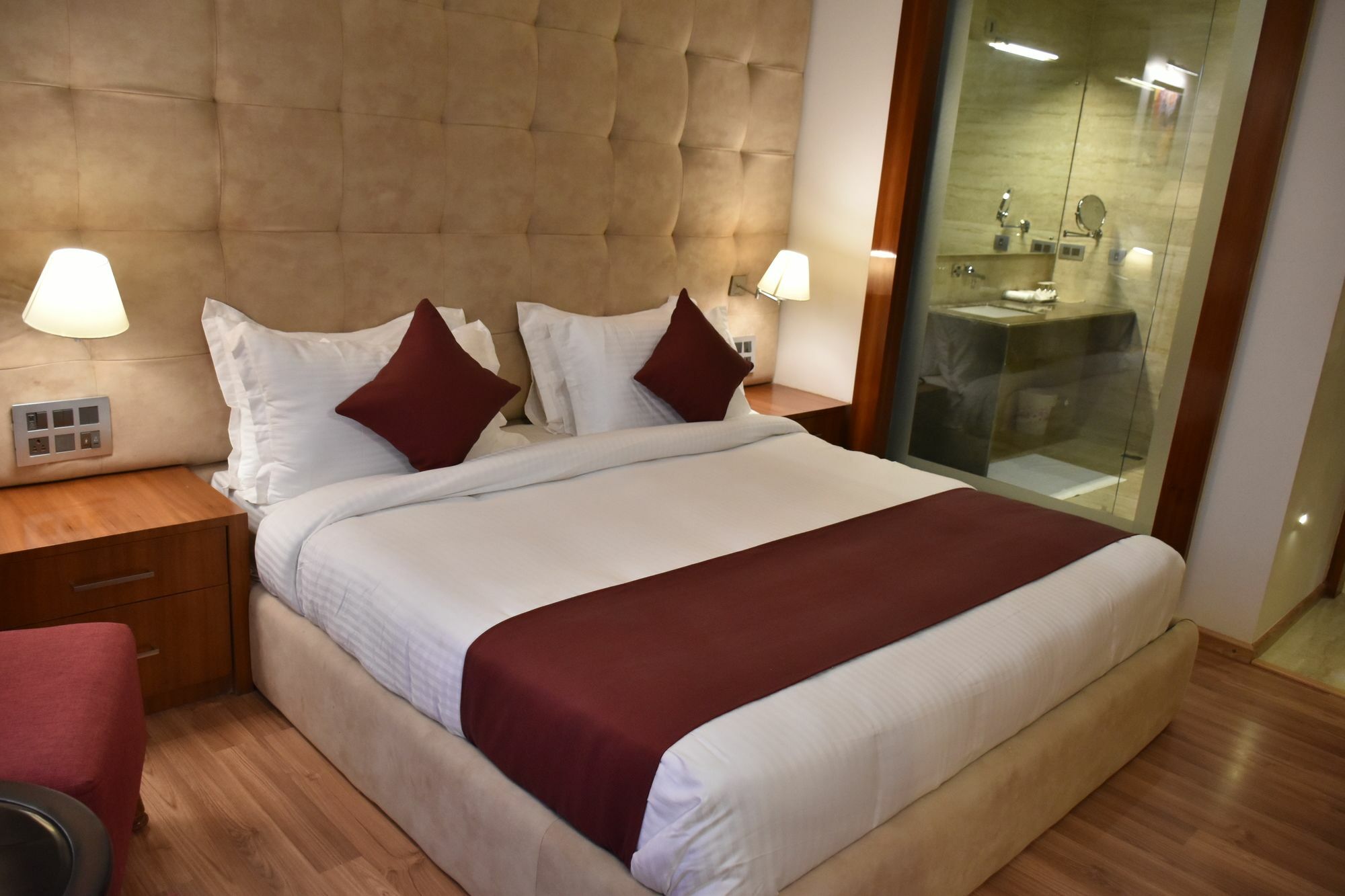 Deluxe Double or Twin Room