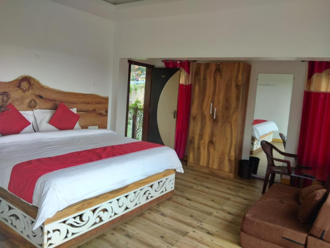 King Room Mountain View