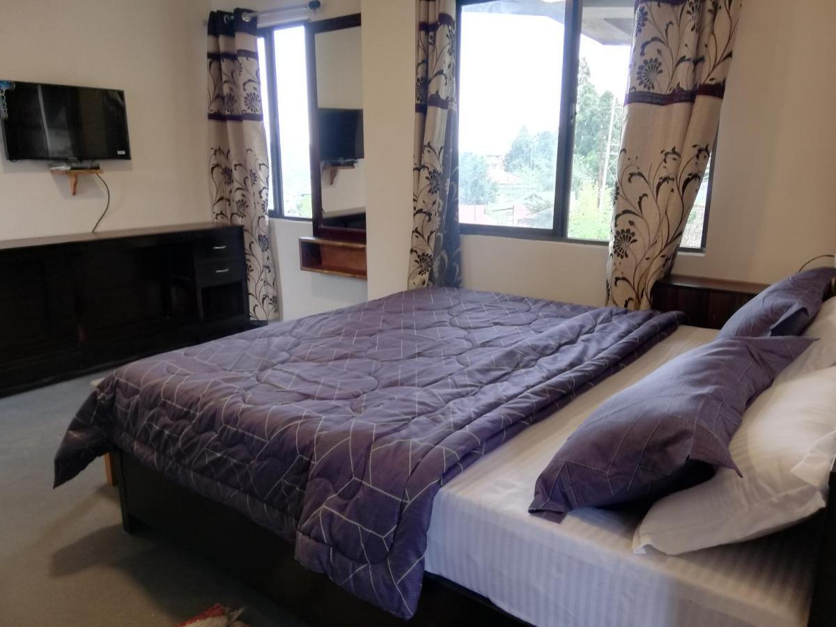Deluxe King Room Top Floor