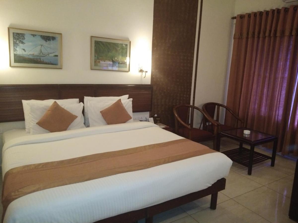 Standard King Room