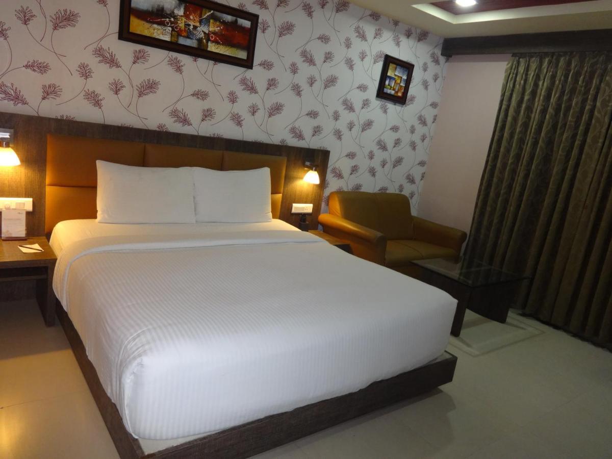 Deluxe King Room on Ala Carte at Swaad Restaurant