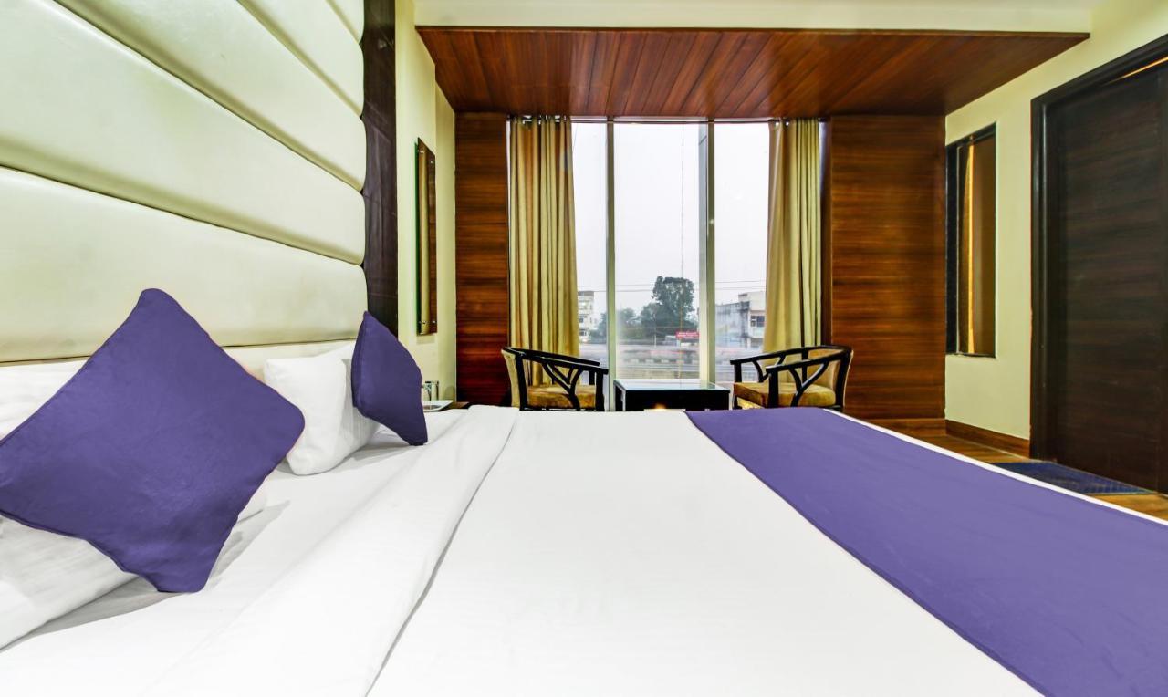 Deluxe Double Room,982238308:JPEG