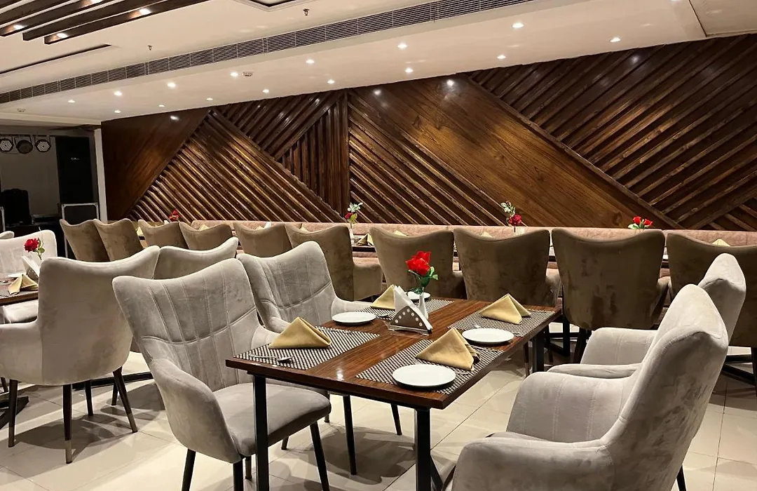 Hotel Rrv Premier-1