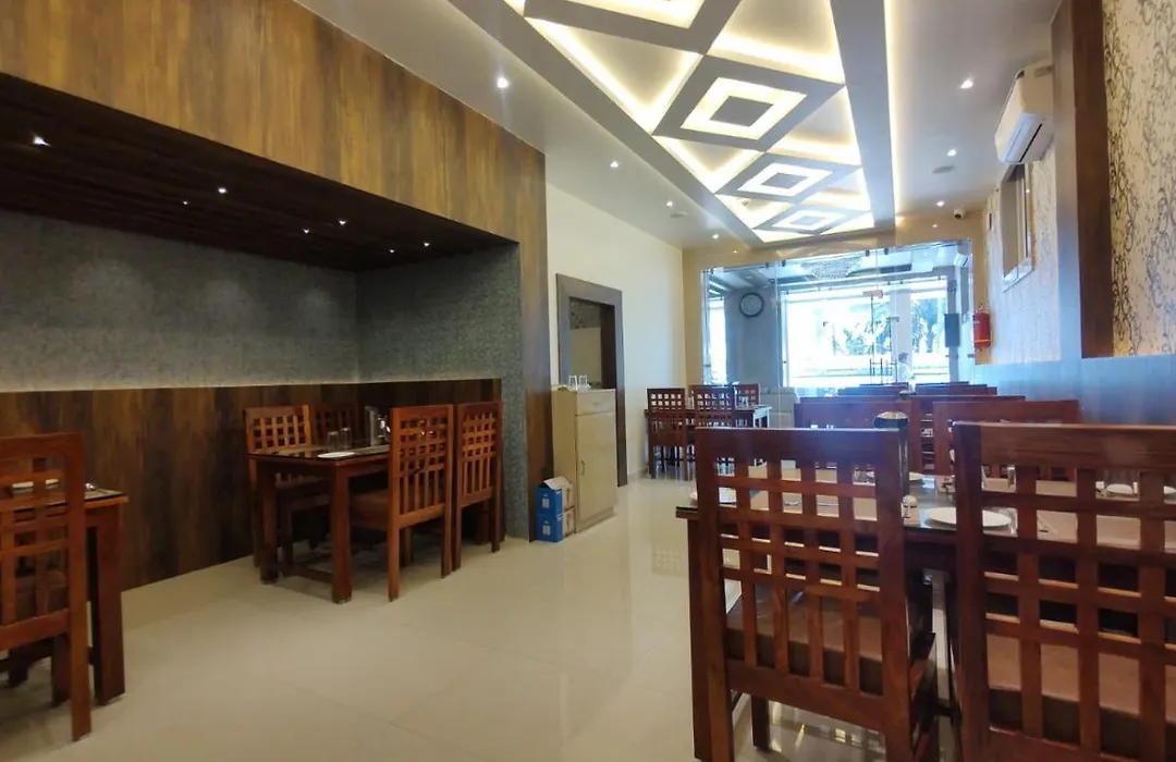 Hotel Idhaya-1