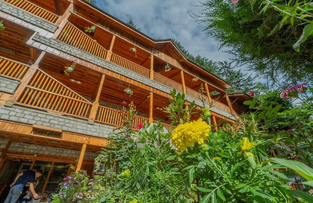 Hotel Negi'S Mayflower A Heritage Since 1965-1